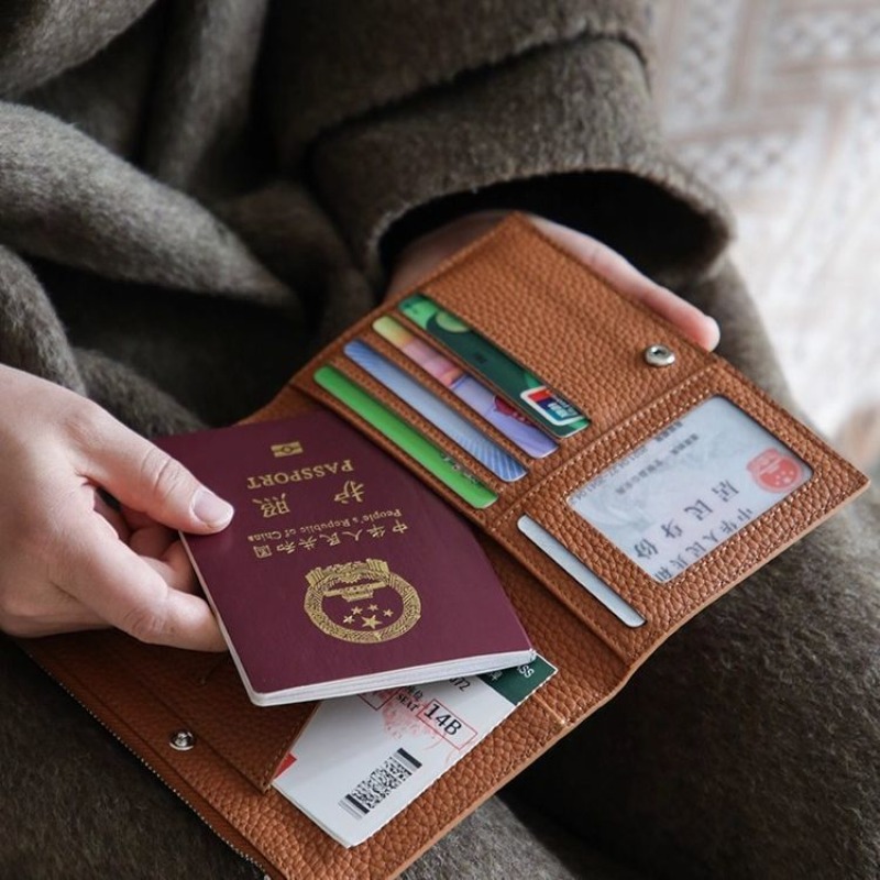 أغطية حامل جواز السفر الجلدية، - مراجعة Passport Wallet Rfid وسعره