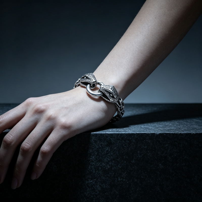 سوار كالين الفينتاج من الفولاذ - مراجعة Men Accessories Bd وسعره
