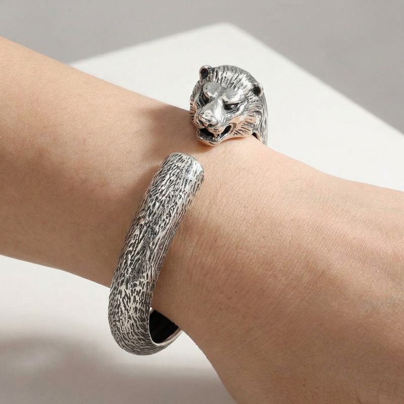 سوار رجالي من الفولاذ المقاوم  - مراجعة Men Accessories Bd وسعره